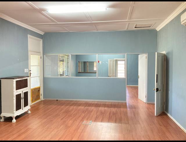 297M² OFFICE FOR SALE IN HILTON CENTRAL